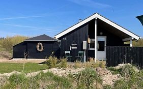 Exclusive Cottage Close To Tornby Beach